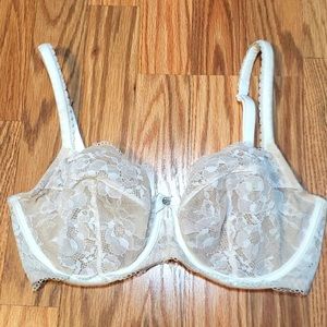 Body by Victoria Victoria's Secret,  UnlIned 32DD